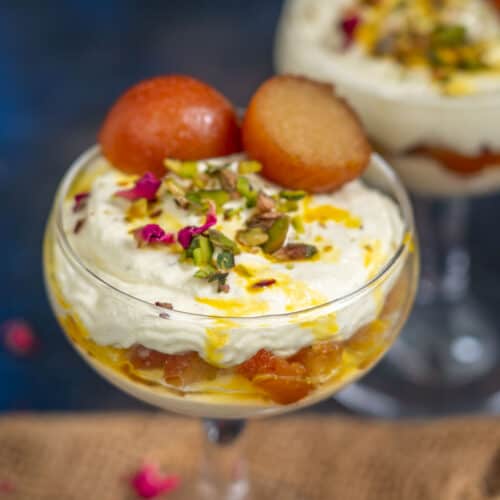 Rabri with Gulab Jamun